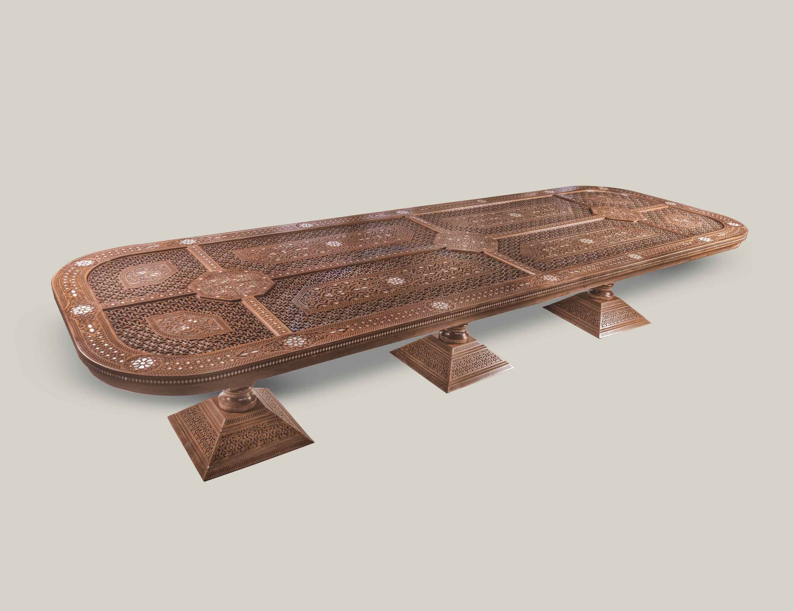Qanadil Dining Set for 16 Guests