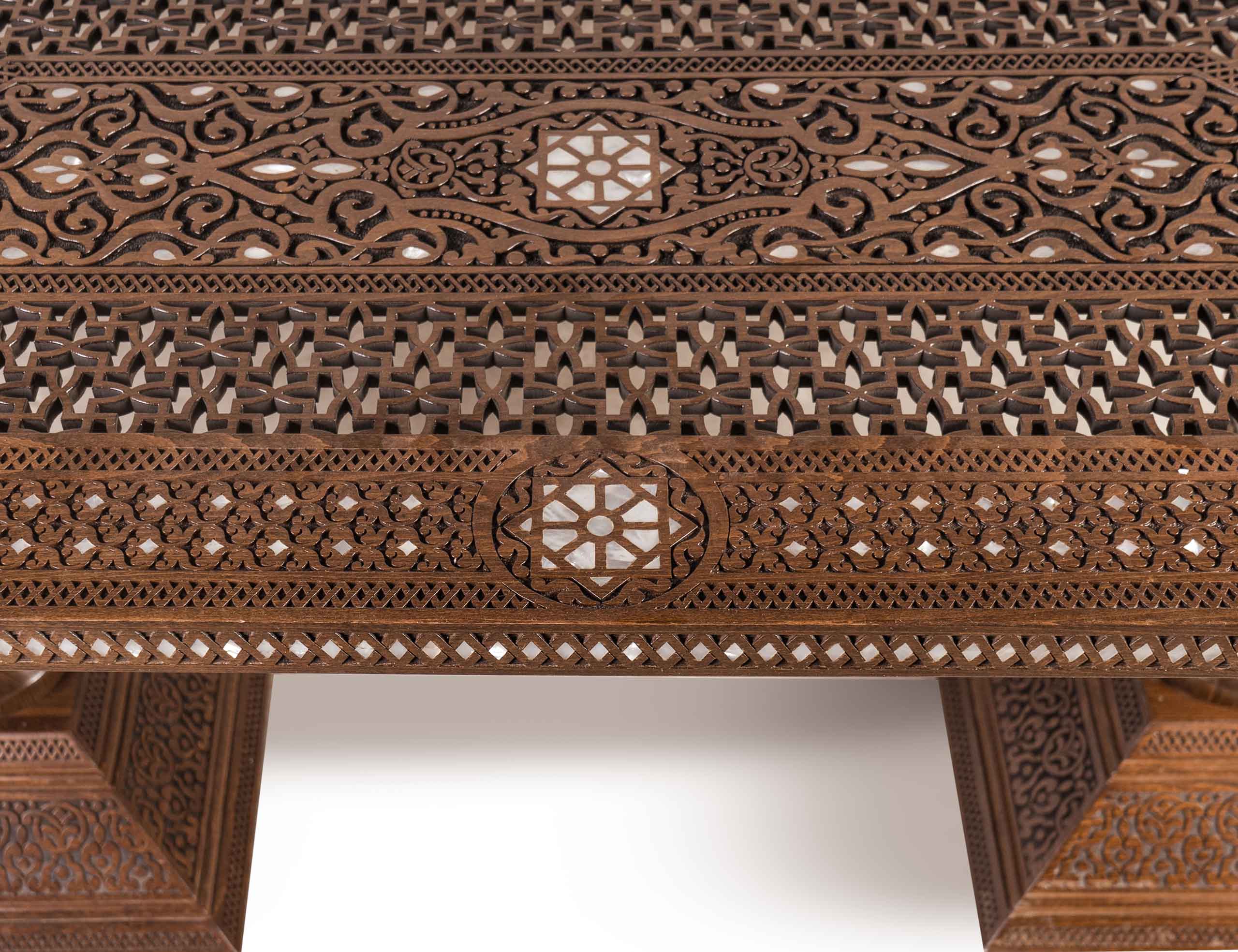 Qanadil Dining Set for 16 Guests