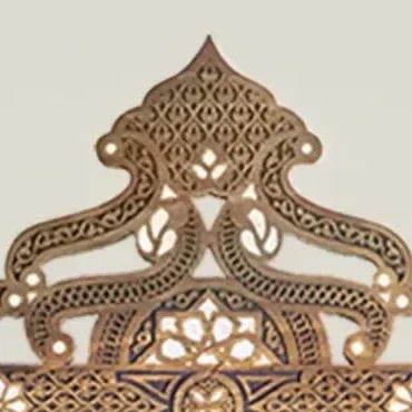 Malka mother-of-pearl crown mirror – detail of the carved crown centre with mother-of-pearl
