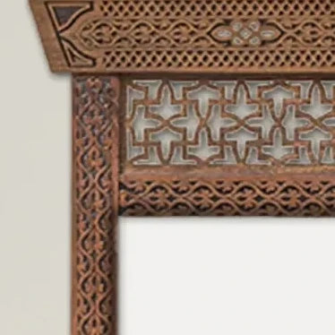Rimmon mother-of-pearl crown mirror – frame corner detail showing carving and mother-of-pearl inlay