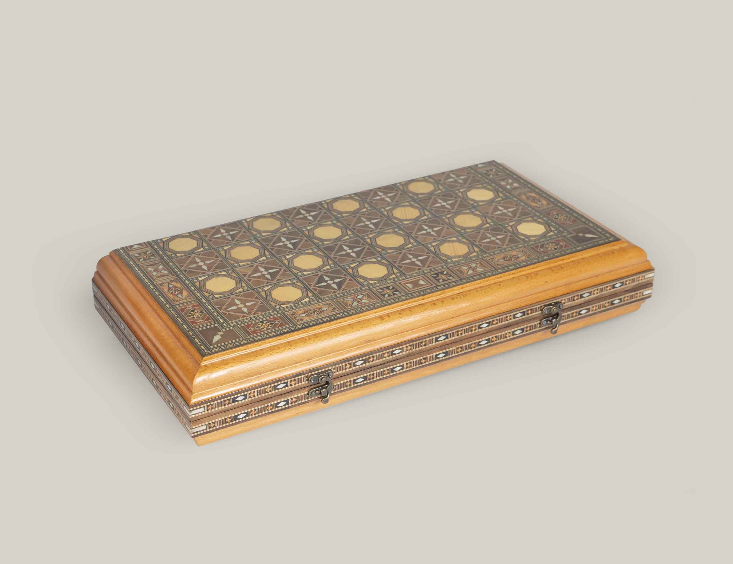 Marash - Backgammon & Chess Set