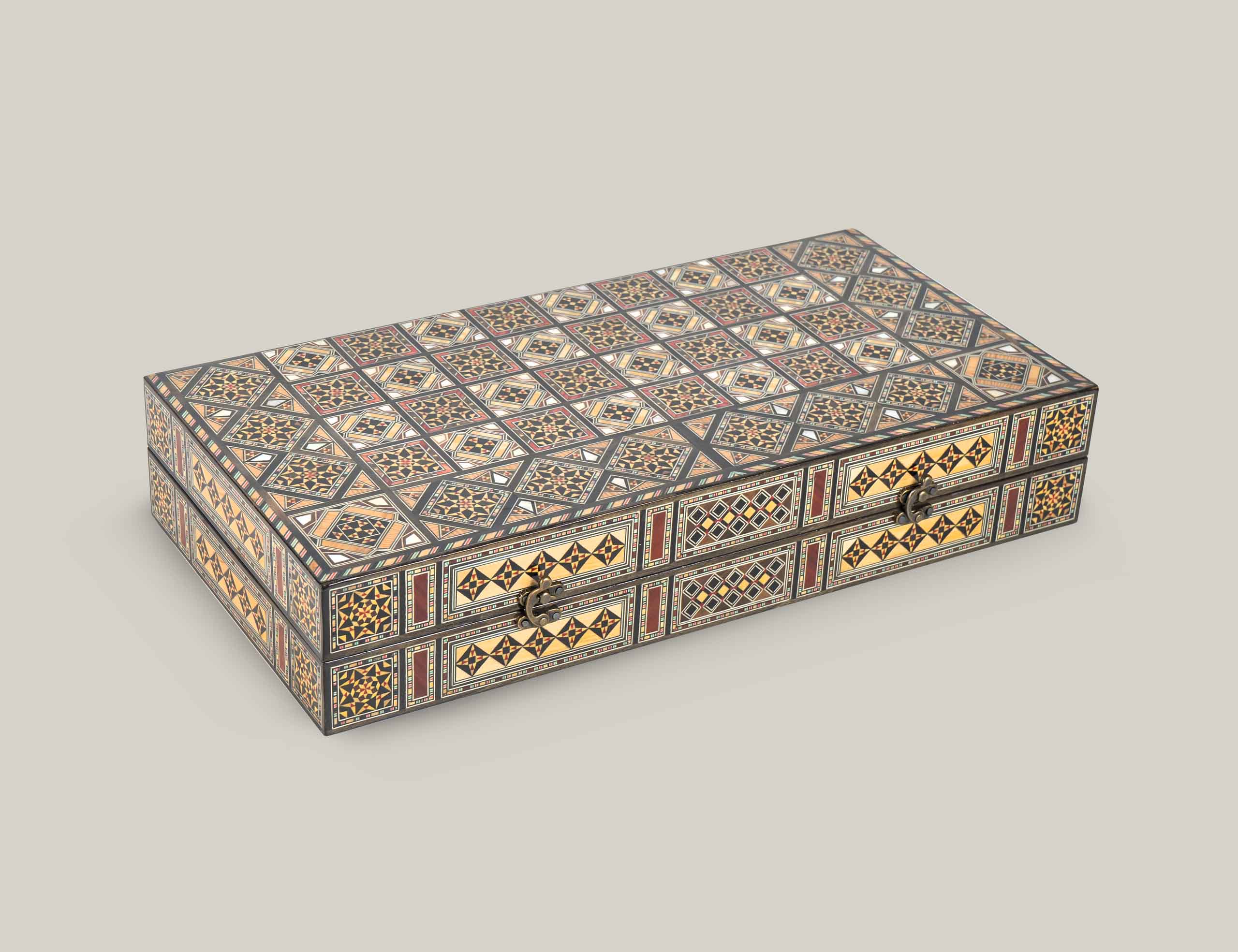 Shinar - Backgammon & Chess Set