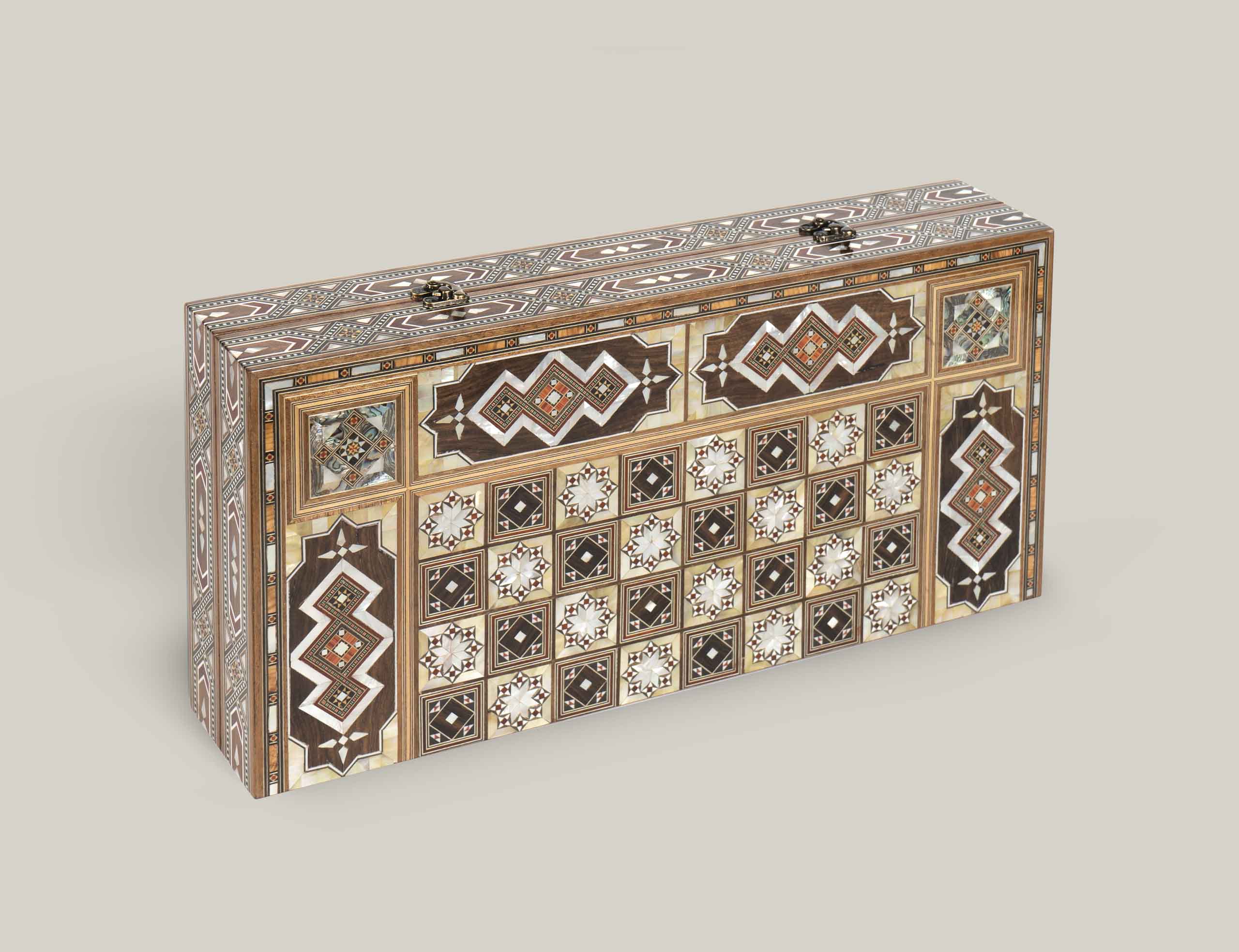 Malka - Backgammon & Chess Set