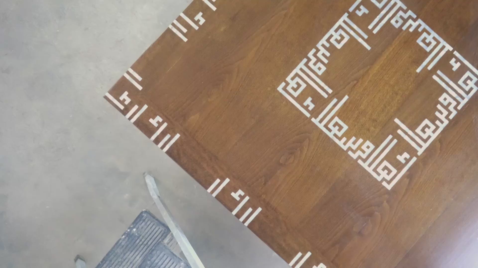 Load video: Salema – Welcome Coffee Table with Kufic Script Centerpiece